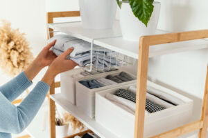 10 Astuces de Rangement pour Organiser Votre Maison